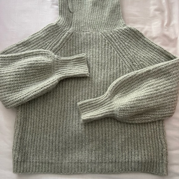 Moon&Madison - Knit Turtleneck Sweater - Picture 3 of 5